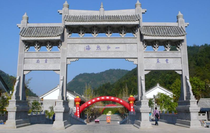 石雕牌坊：有哪些種類，設計時要考慮哪些因素？